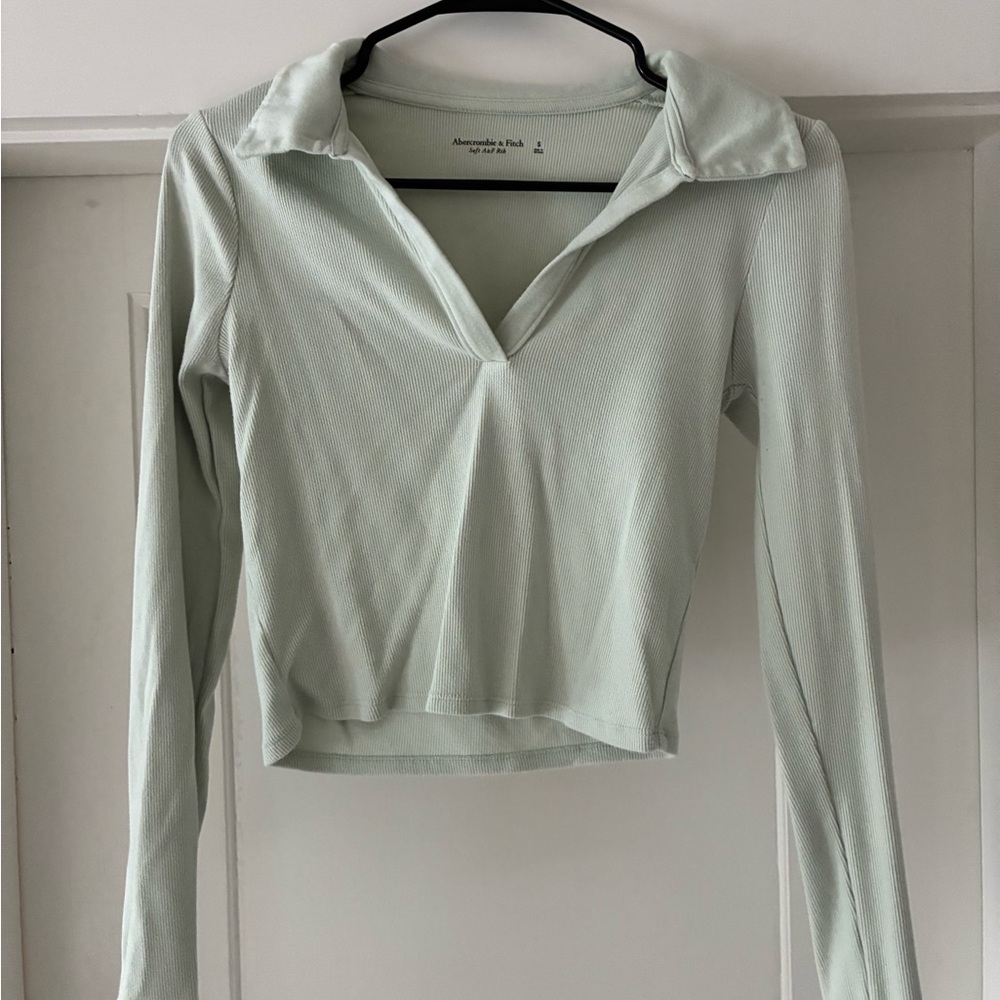 Abercrombie & Fitch Mint Cropped Long Sleeve